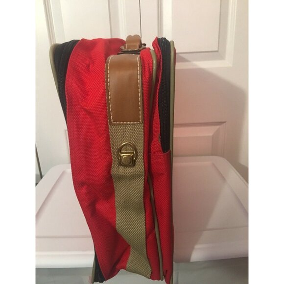 Vintage Members Only 14"x 20" X 7" Travel Luggage suitcase Carry-on/no Strap Red - Picture 4 of 9